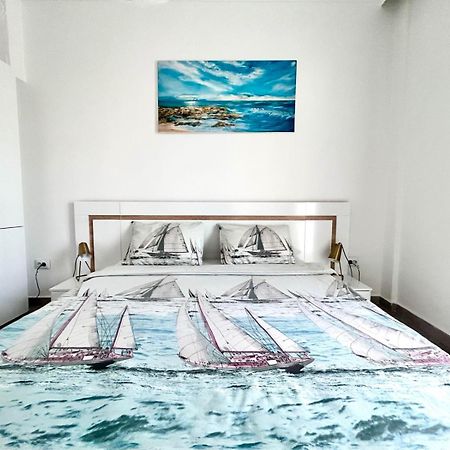 Sea Pleasure Apartment II Peraía Dış mekan fotoğraf