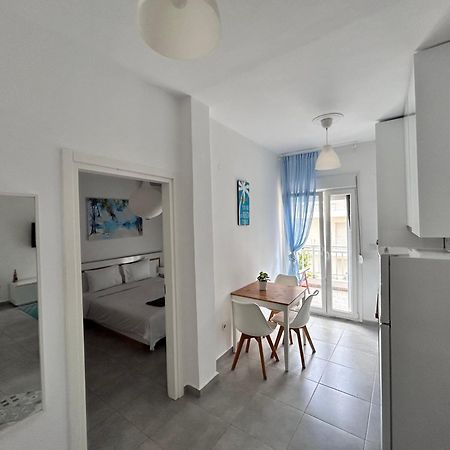 Sea Pleasure Apartment II Peraía Dış mekan fotoğraf