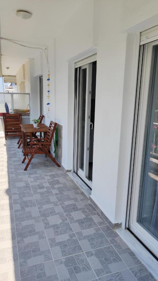 Sea Pleasure Apartment II Peraía Dış mekan fotoğraf