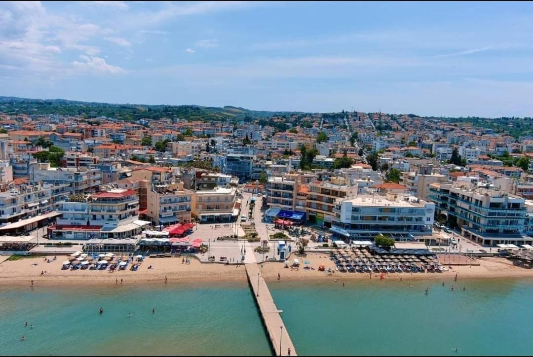 Sea Pleasure Apartment II Peraía Dış mekan fotoğraf