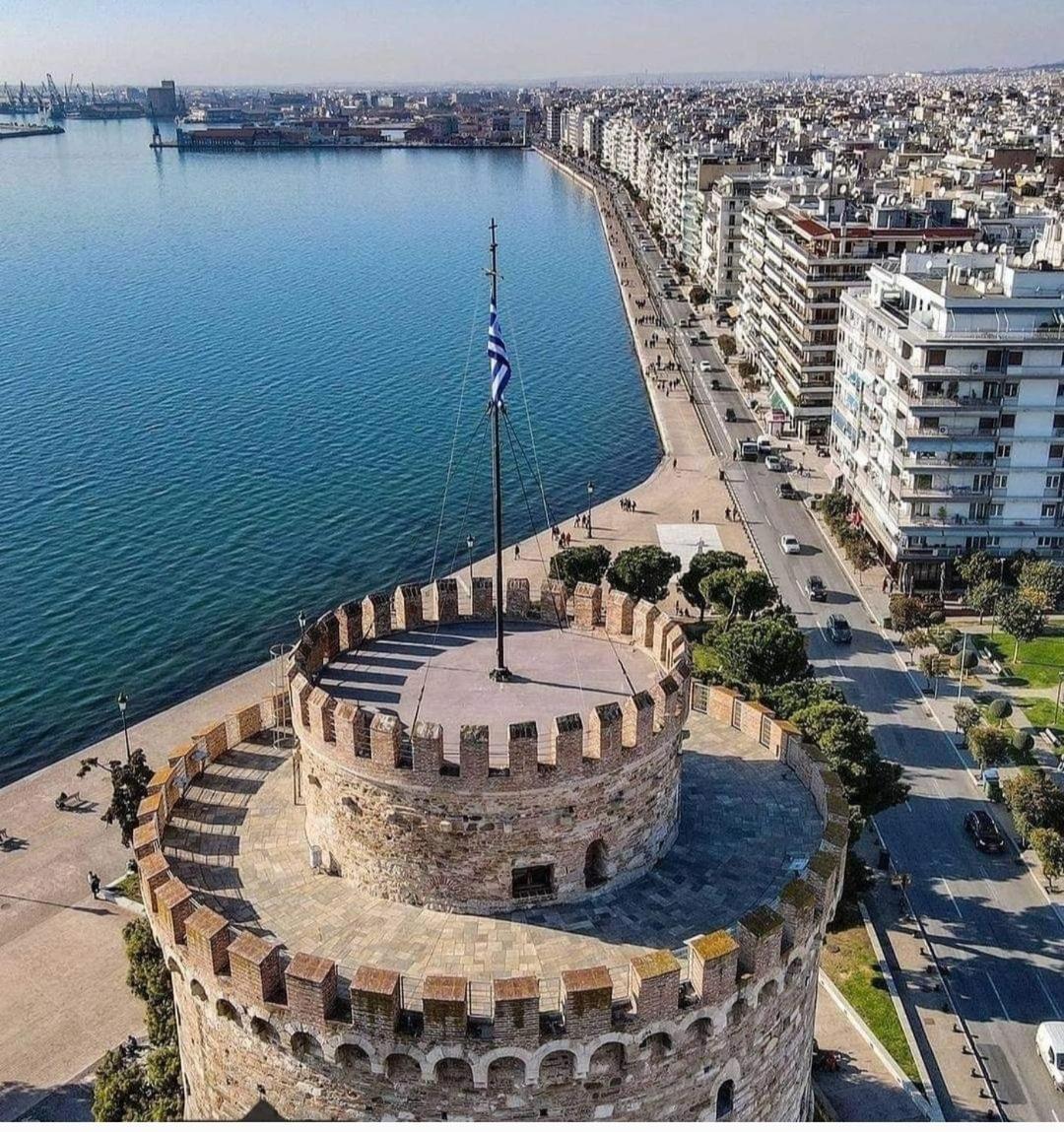 Sea Pleasure Apartment II Peraía Dış mekan fotoğraf